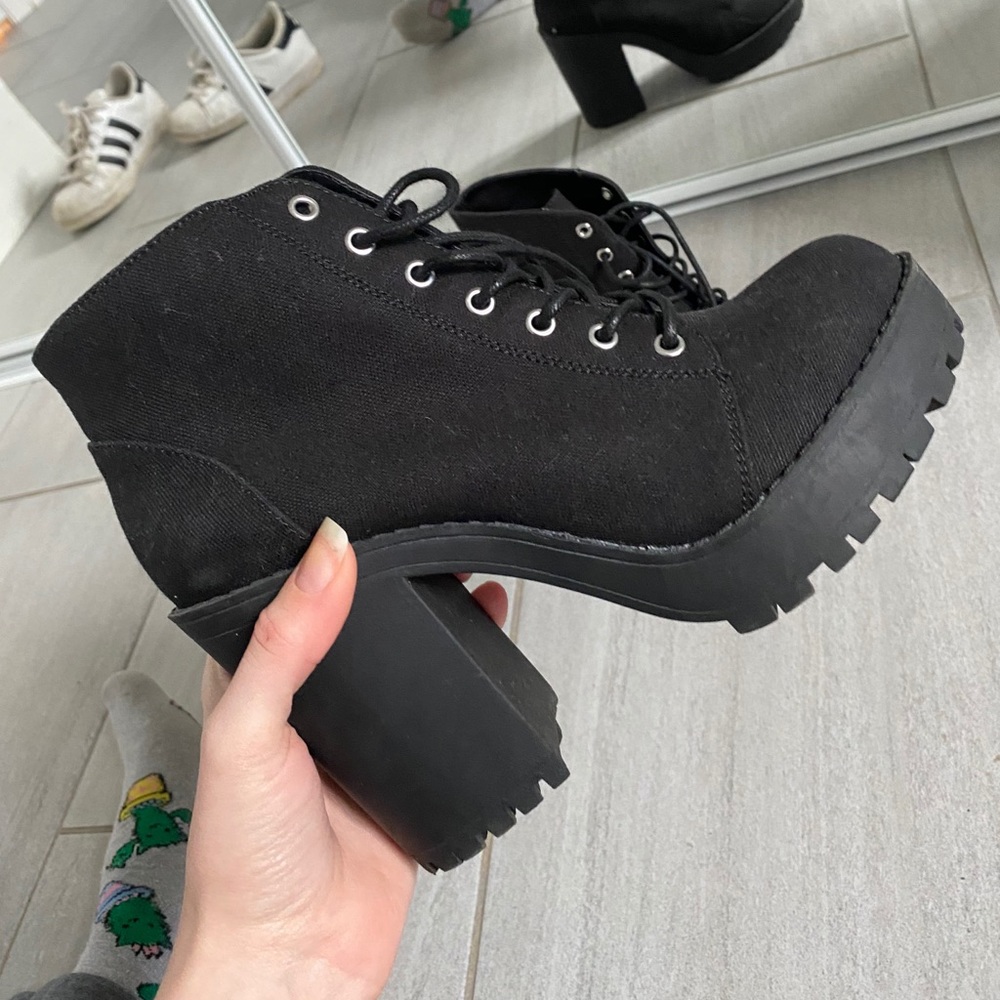 BLACK PLATFORM BOOTIES - Picture 4 of 5